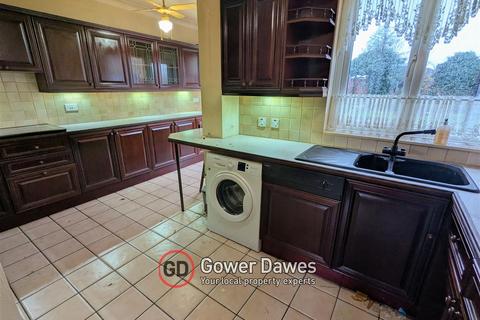 3 bedroom semi-detached house for sale, Oxford Avenue, Chadwell St.Mary