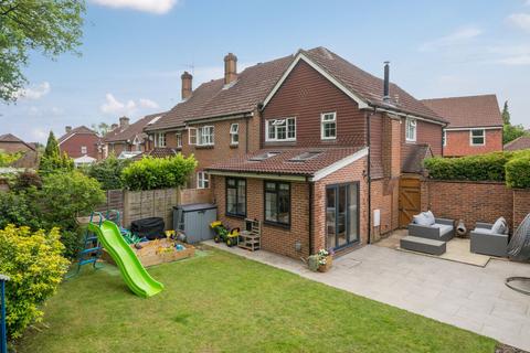 3 bedroom end of terrace house for sale, Grenehurst Way, Petersfield, GU31
