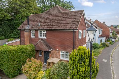 3 bedroom end of terrace house for sale, Grenehurst Way, Petersfield, GU31