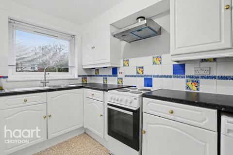 1 bedroom flat for sale, Chepstow Rise, Croydon