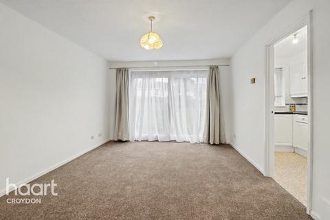 1 bedroom flat for sale, Chepstow Rise, Croydon