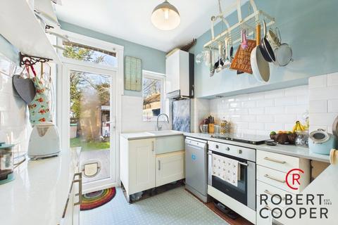 3 bedroom semi-detached house for sale, Alexandra Avenue, Rayners Lane, HA2