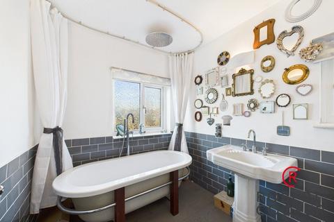 3 bedroom semi-detached house for sale, Alexandra Avenue, Rayners Lane, HA2