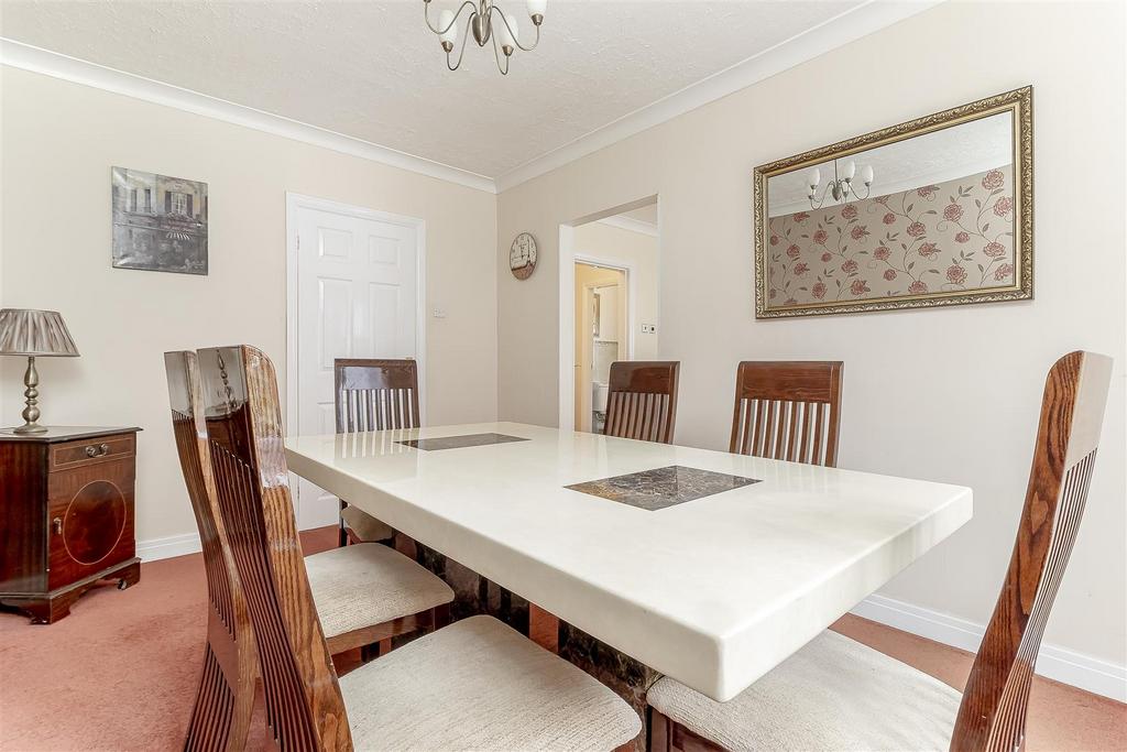 Dining Room - B.jpg