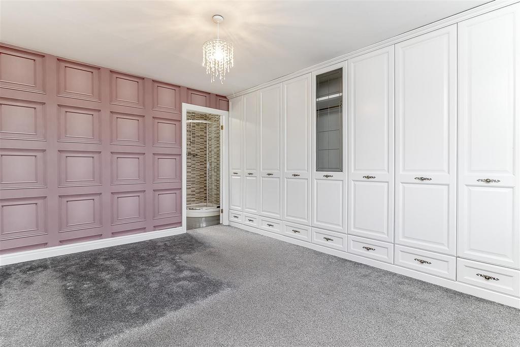 Master Bedroom - A.jpg