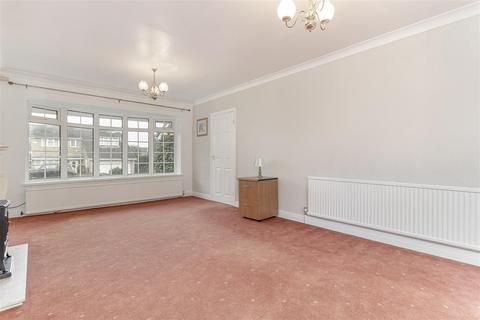 undefined, Pool Bank Close, Otley