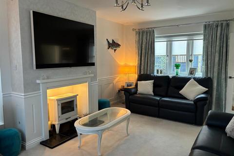 undefined, Drummond Grove, Collingham, Newark