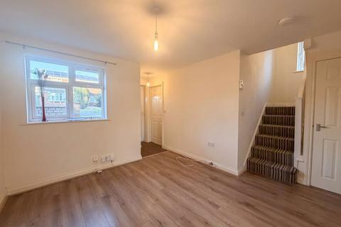 3 bedroom detached house to rent, Westminster Road, Wellingborough, NN8