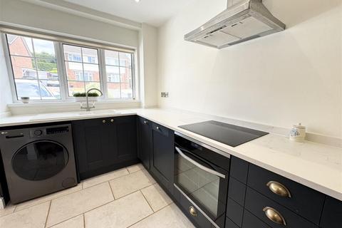2 bedroom semi-detached house for sale, Woburn Drive, Halesowen