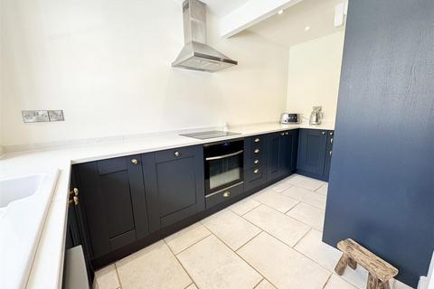 2 bedroom semi-detached house for sale, Woburn Drive, Halesowen