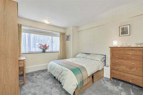 1 bedroom flat for sale, Renfrew Road, London SE11