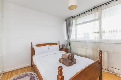 3 bedroom flat to rent, Symington House, SE1