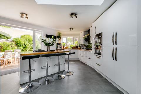 undefined, Richmond Road, Staines-upon-Thames