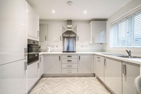 2 bedroom apartment for sale, Newman Square, Solihull, B90 4DZ