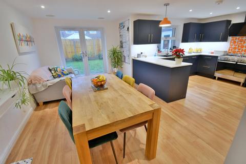 4 bedroom detached house for sale, Everdene Close, Ferndown, BH22