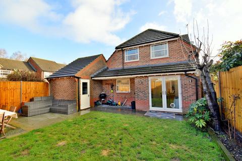4 bedroom detached house for sale, Everdene Close, Ferndown, BH22