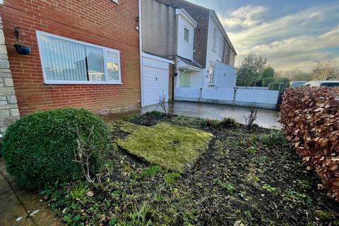 2 bedroom detached house to rent, The Nook, Blackpool FY3