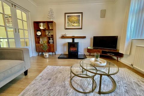 2 bedroom detached house to rent, The Nook, Blackpool FY3