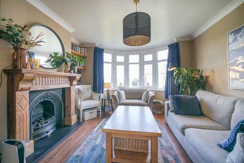 3 bedroom semi-detached house for sale, Seymour Road, Luton, LU1