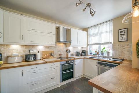 3 bedroom semi-detached house for sale, Seymour Road, Luton, LU1