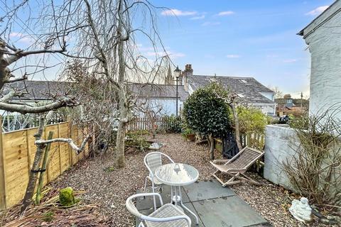 2 bedroom terraced house for sale, Parkins Terrace, Truro