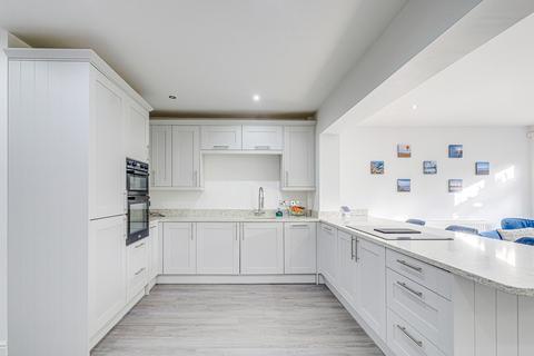 3 bedroom semi-detached house for sale, St Lukes Road, Southend-on-sea, SS2
