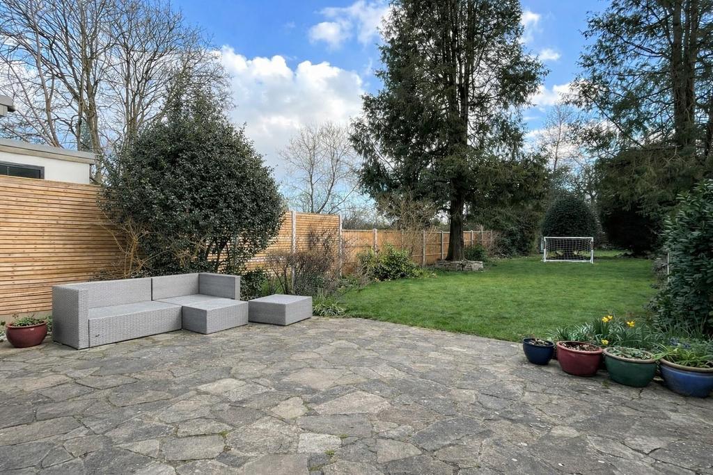 Patio.garden.jpg