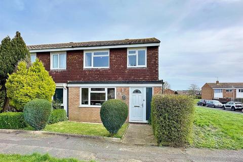 3 bedroom end of terrace house for sale, Faversham Road, Eastbourne BN23