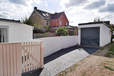 undefined, Shelburne Road, Calne