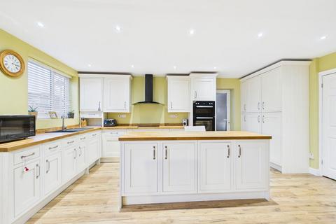 4 bedroom semi-detached house for sale, Delph Common Road, Aughton, Ormskirk, L39 5DN