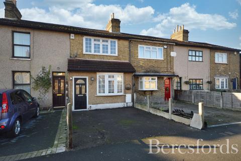 3 bedroom terraced house for sale, Albert Road, Romford, RM1