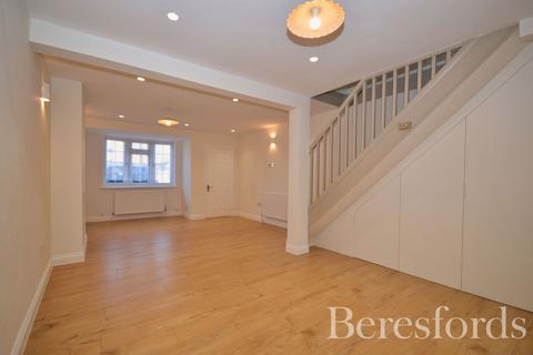 3 bedroom terraced house for sale, Albert Road, Romford, RM1