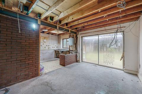 3 bedroom detached house for sale, Cheyneys Avenue, Edgware, HA8