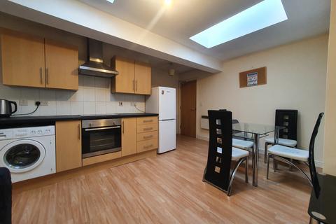 2 bedroom flat to rent, Clifton Street, Adamsdown, Cardiff, Wales, CF24