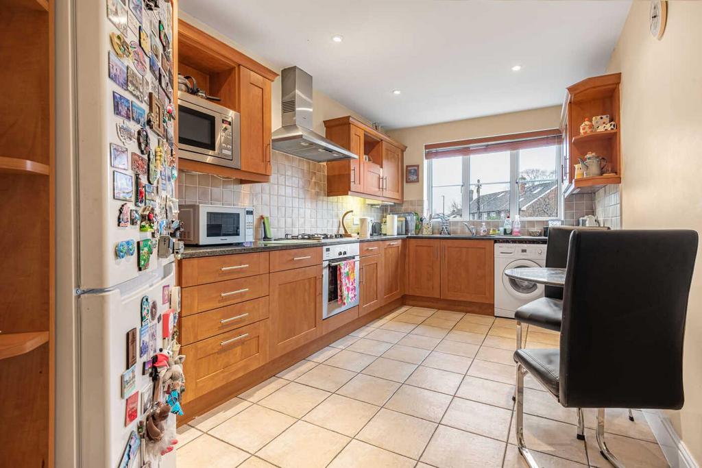 Kitchen / breakfast room