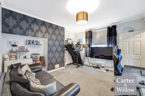2 bedroom semi-detached house for sale, Bushgrove Road, Dagenham, Essex