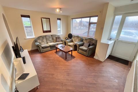 3 bedroom bungalow for sale, School Road, Thornton FY5