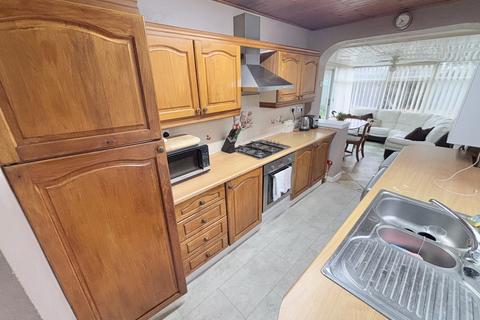 3 bedroom bungalow for sale, School Road, Thornton FY5