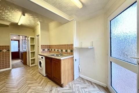 2 bedroom terraced house for sale, Hawes Avenue, Carr Mill