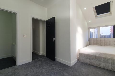 1 bedroom flat to rent, 120 Claude Road, CF24