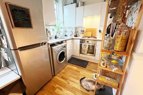 1 bedroom flat to rent, Arthur Road, London, N7