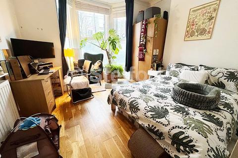 1 bedroom flat to rent, Arthur Road, London, N7