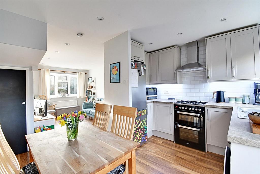 Dining Area 2.jpg