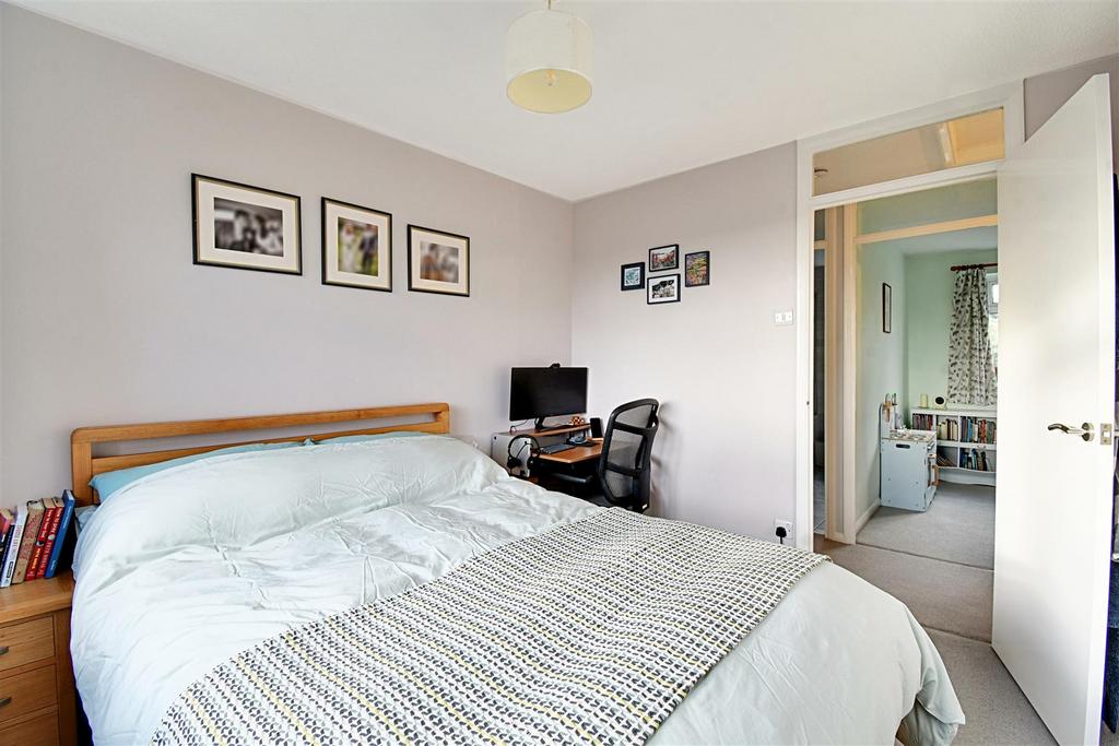 Bedroom 1 2.jpg