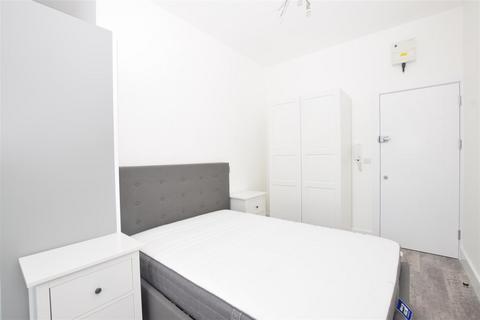 undefined, Cedar Road, Sutton SM2