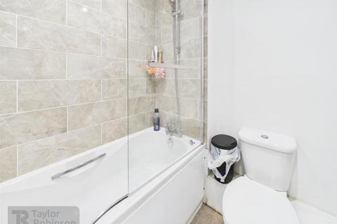 2 bedroom semi-detached house for sale, Beechside, Southgate, Crawley