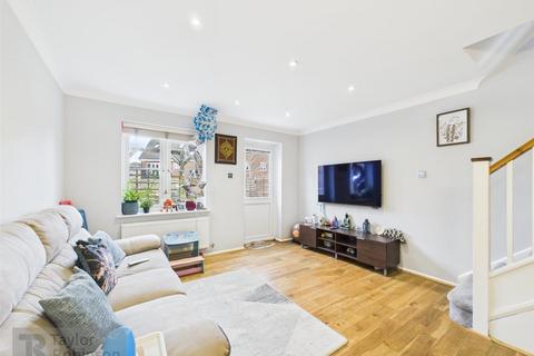 2 bedroom semi-detached house for sale, Beechside, Southgate, Crawley