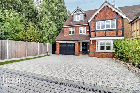 5 bedroom detached house for sale, Church Road, Hockley