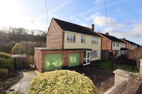 Bekynton Avenue, Wells