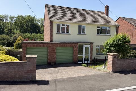 4 bedroom detached house for sale, Bekynton Avenue, Wells